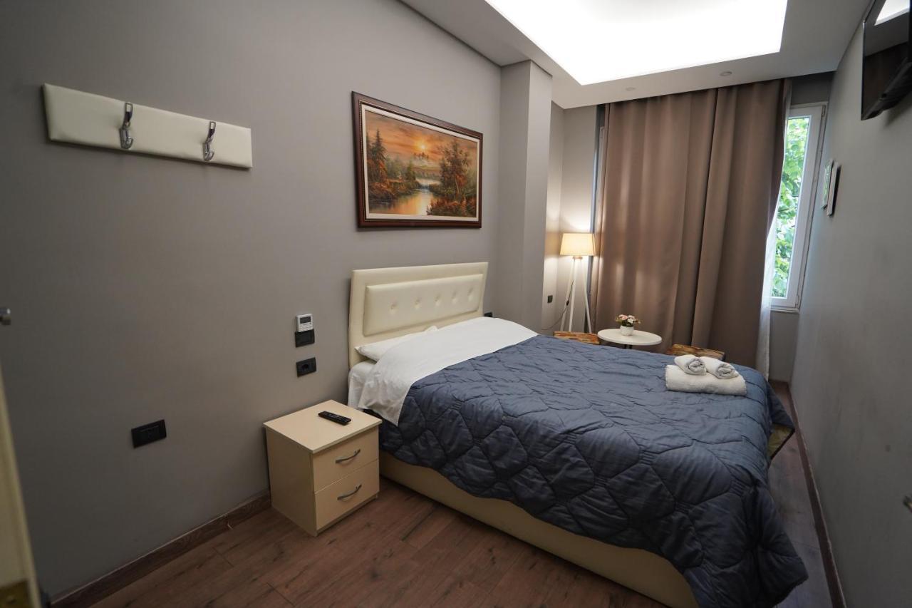 Hotel Driti Albania *